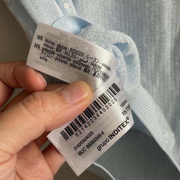 🧞‍♂️Nwt blue sleeveless sequined knit top - Picture 12 of 13